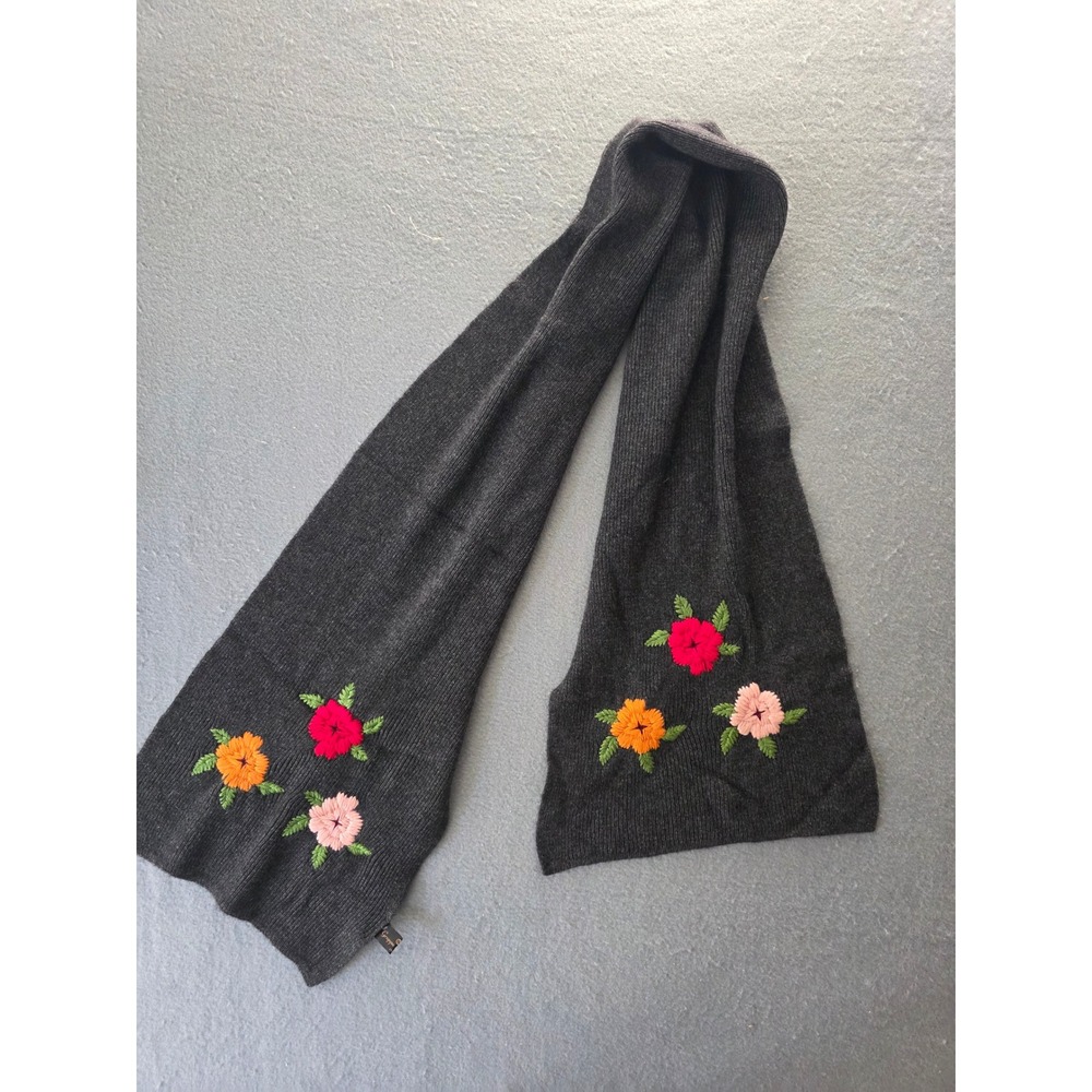 Gruppo Italiano Gray Wool Cashmere Blend Embroidered Floral Scarf Made in Italy